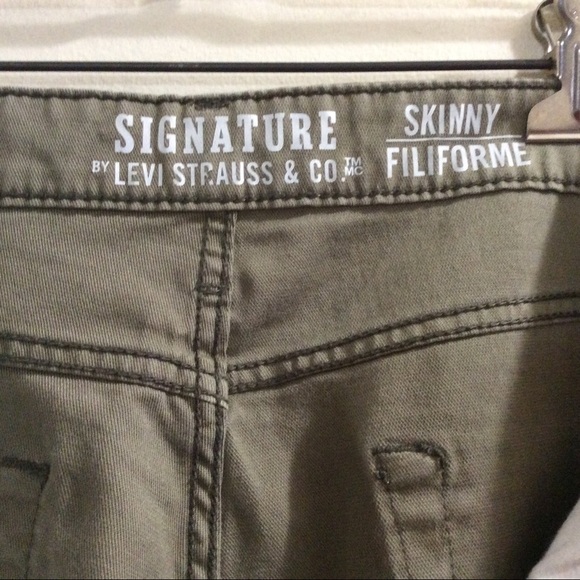 Men’s Signature Levi Strauss & Co. camo jeans - Picture 8 of 10
